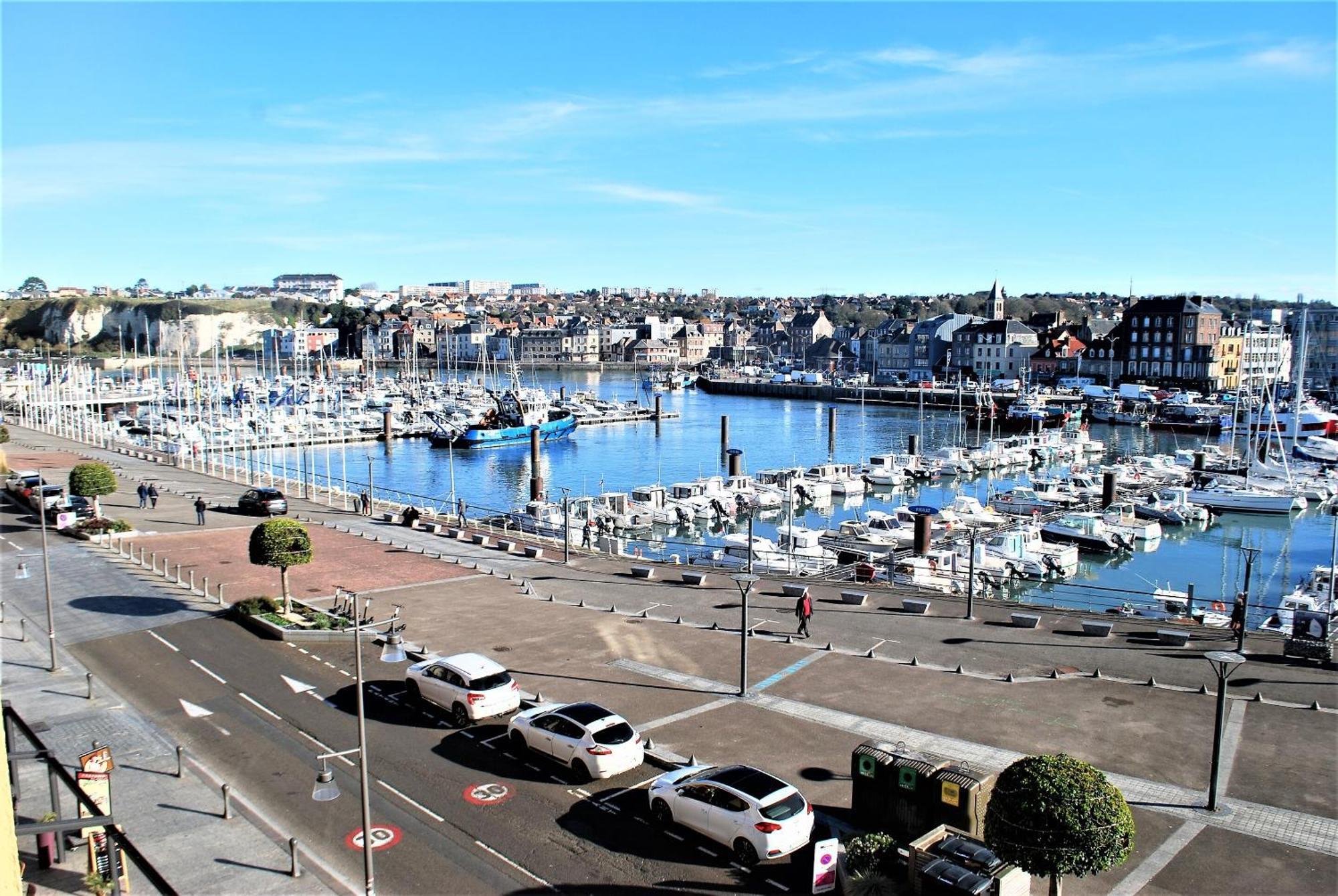 Duplex Avec Vue Sur Le Port De Plaisance Appartement Dieppe Kamer foto